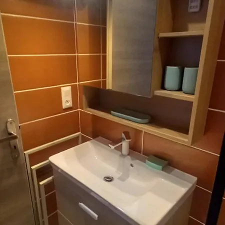 Couette-café Le Cézanne 3*